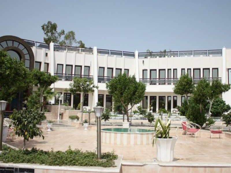 نمای خارجی هتل جام جم از هتل های کیش