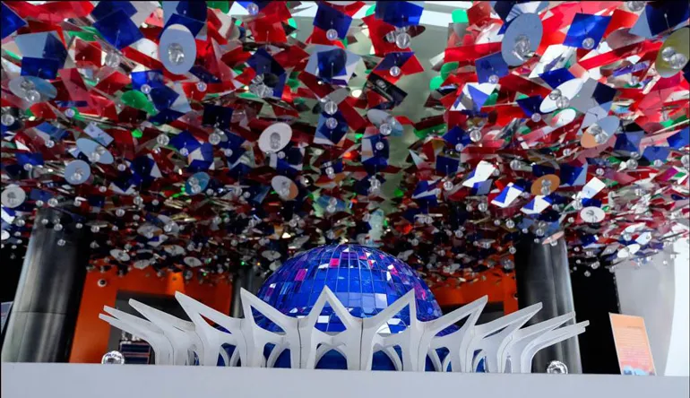 گنبد مینا - پارک آب و آتش