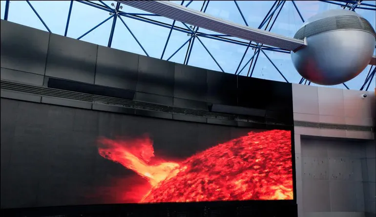 ویدئووال های گنبد مینا