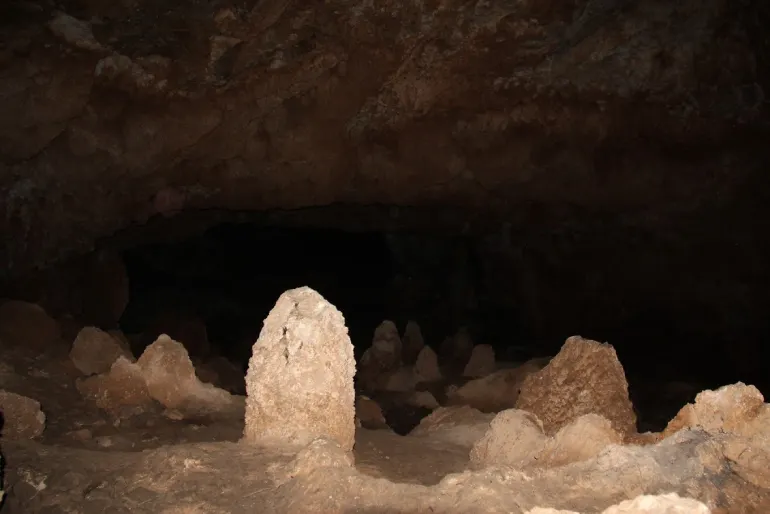 بخش پایانی غار رودافشان تهران