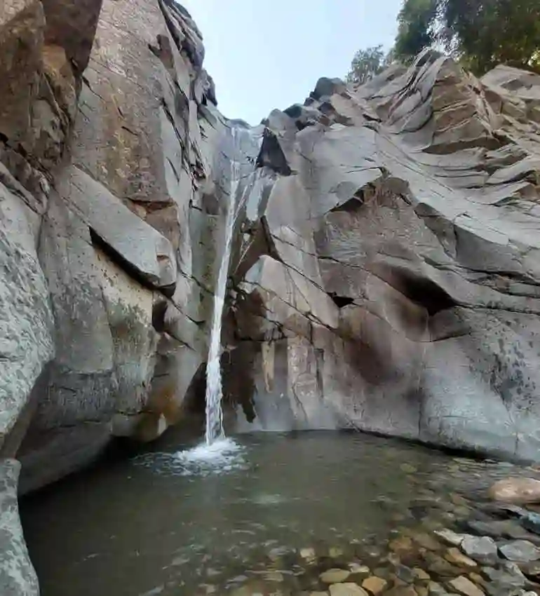 ده ایگل تهران