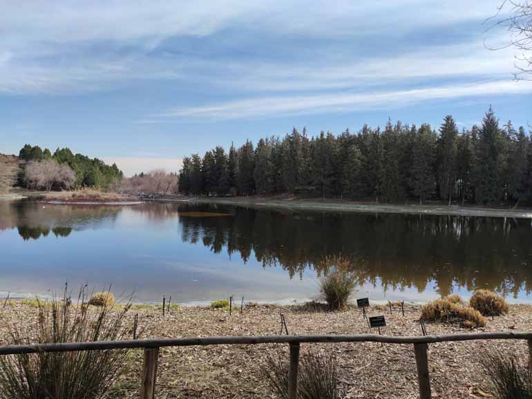 رودخانه باغ گیاه‌شناسی تهران
