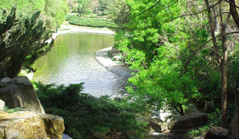 رویشگاه قفقاز باغ گیاه شناسی ملی