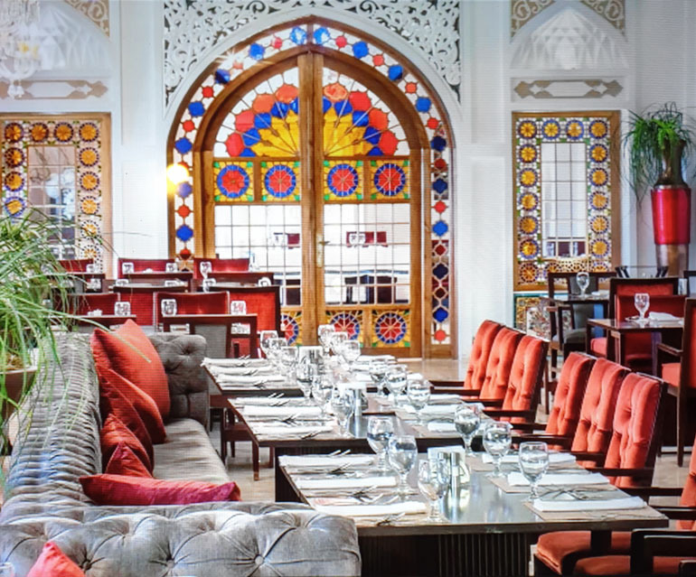 رستوران های هتل اسپیناس پالاس