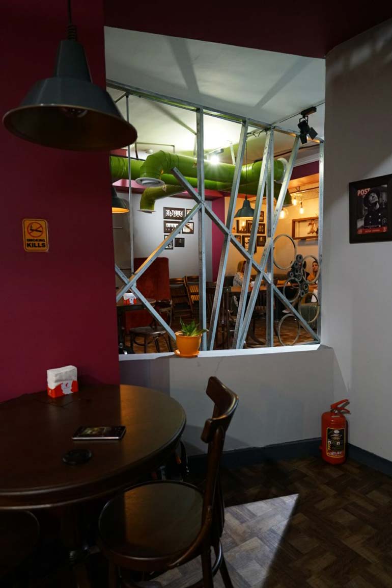 کافه ری بندرعباس