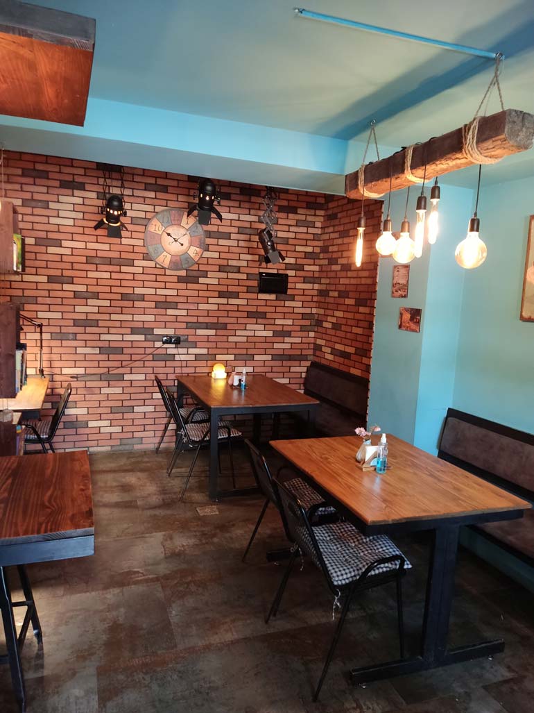 کافه بهار بندرعباس