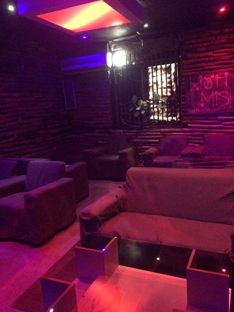 کافه کیش میش بندرعباس