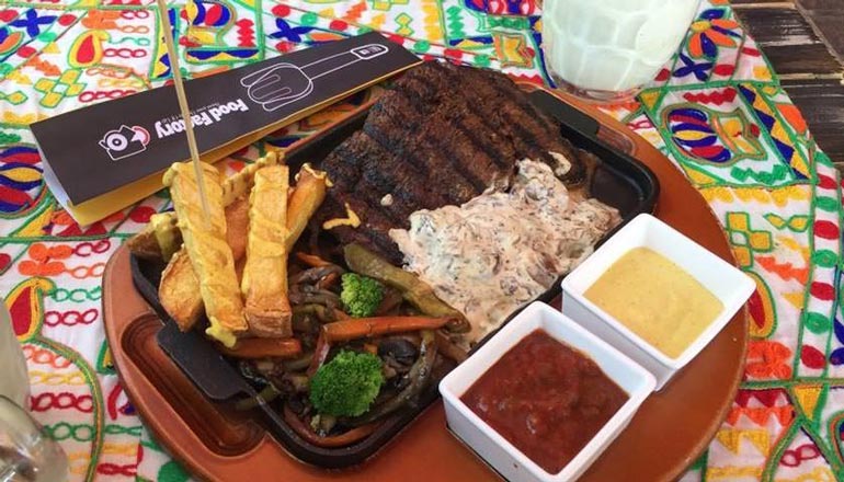 رستوران فود فکتوری مشهد