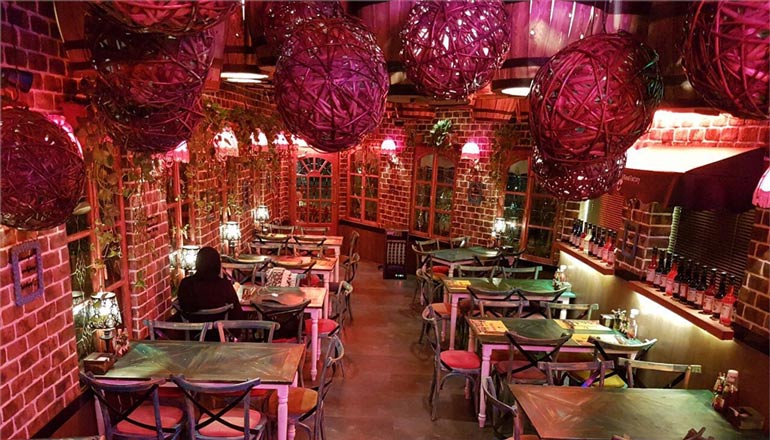 رستوران فود فکتوری