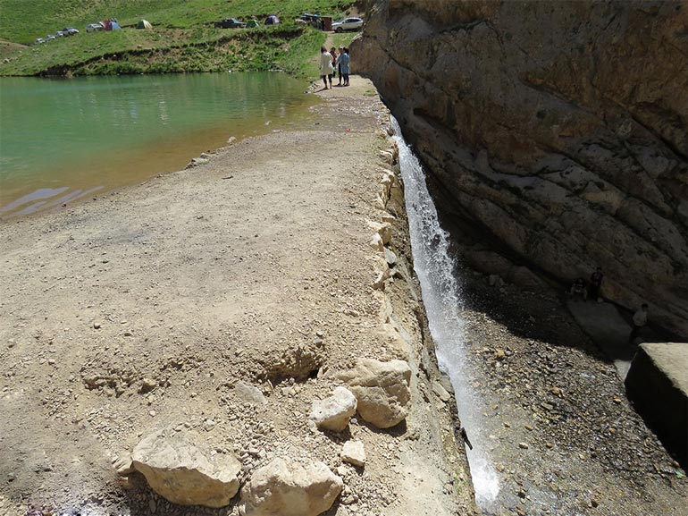 دریاچه لزور 45