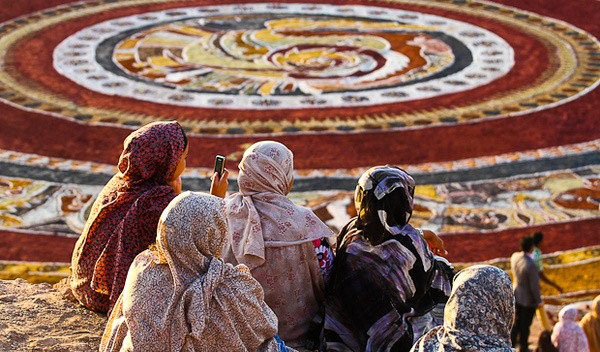 فرش خاکی هرمز