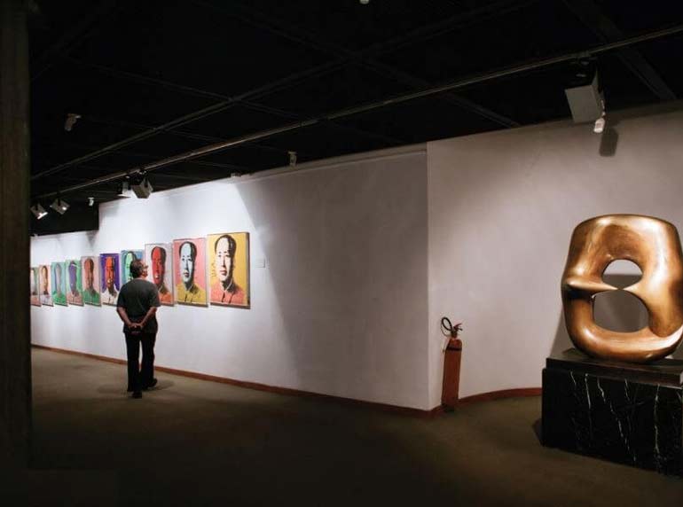 جاذبه های موزه هنرهای معاصر تهران