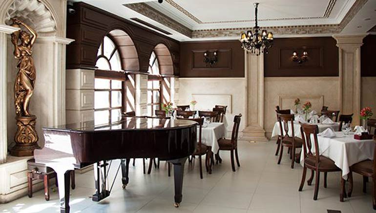 رستوران خاقان