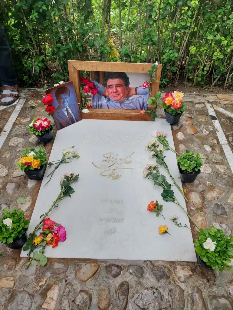 آرامگاه فردوسی