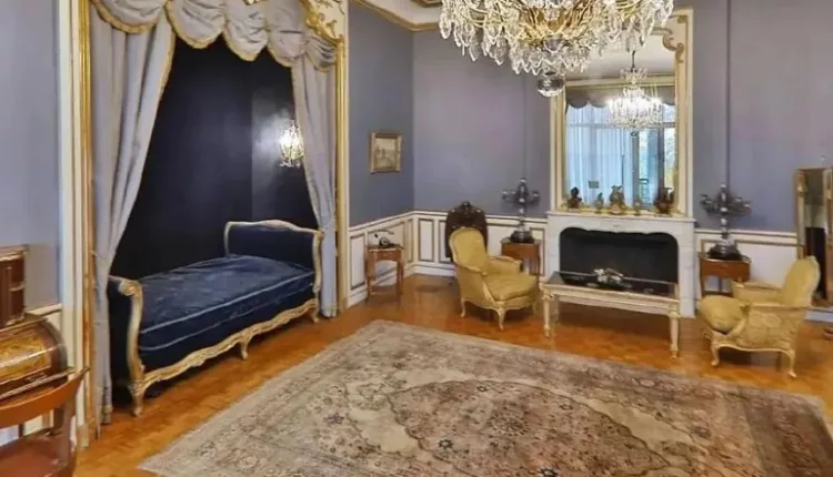 اتاق استراحت محمدرضا شاه در کاخ نیاوران