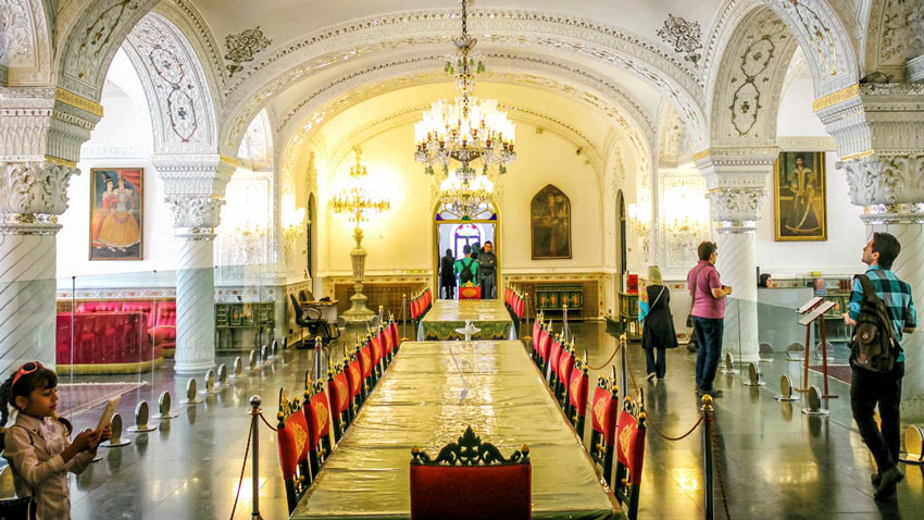 بازدید از کاخ صاحبقرانیه 