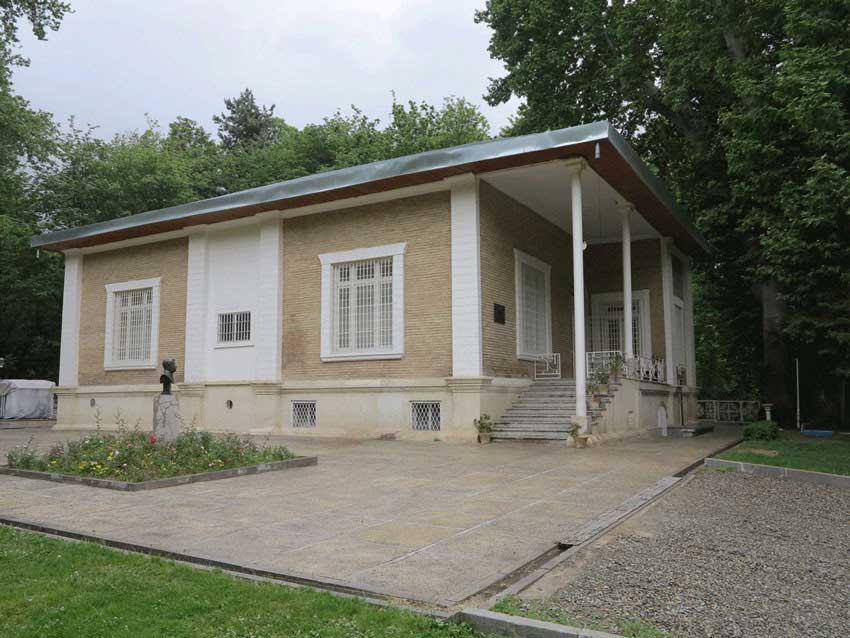 موزه استاد حسین بهزاد