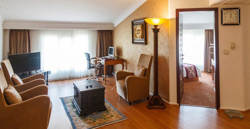 هتل آپارتمان تاج محل از هتل های تهران