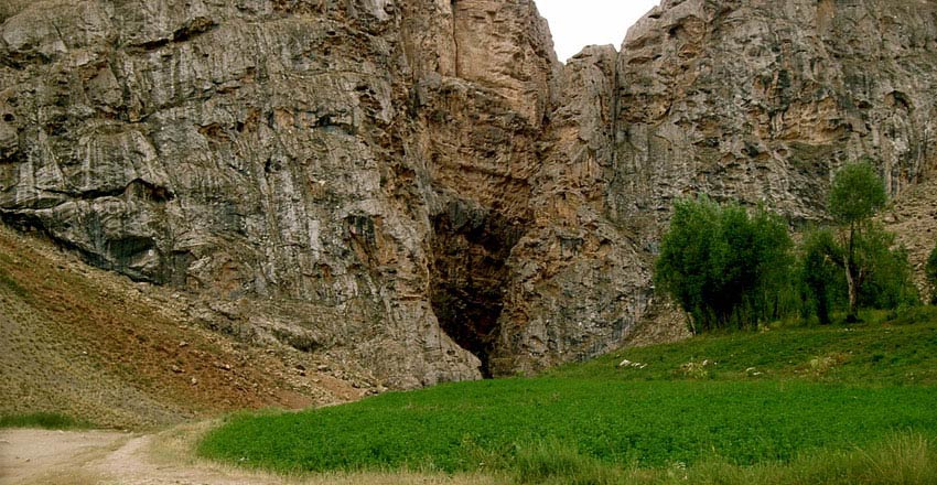 تنگه واشی از جاهای دیدنی فیروزکوه