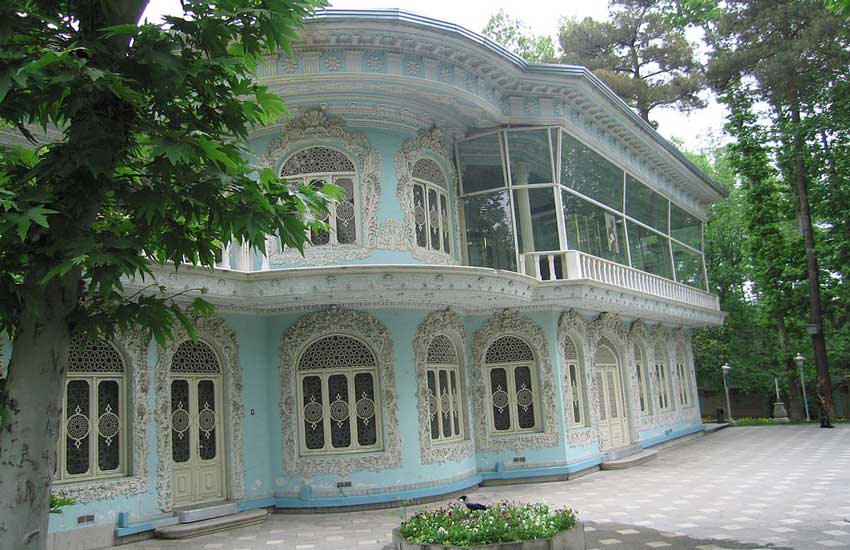 تماشاگه زمان از جذاب ترین ساختمان های قدیمی تهران