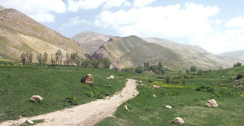 فیروزکوه کجاست؟