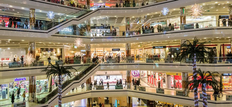 بهترین زمان سفر به کیش برای خرید و بازارگردانی