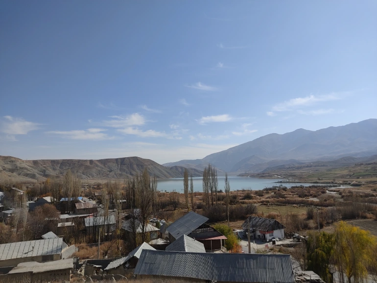 فاصله فیروزکوه تا روستای سله بن