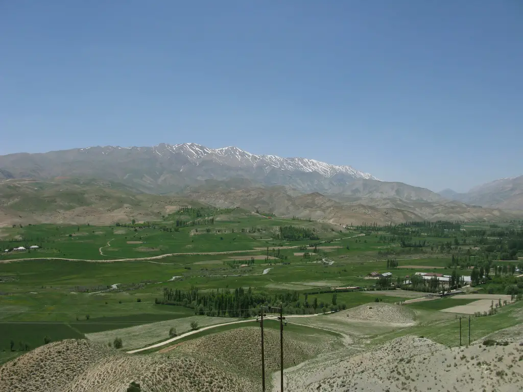 روستای سله بن فیروزکوه