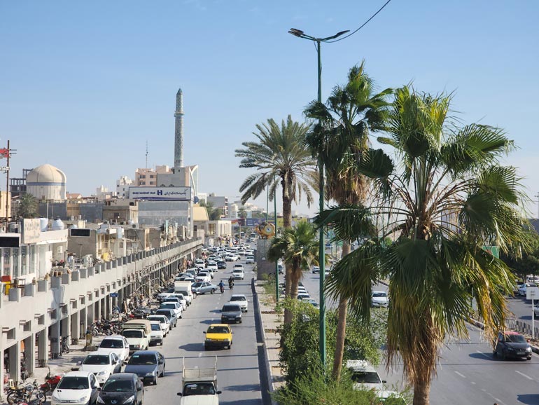 سفر به بندر کنگ