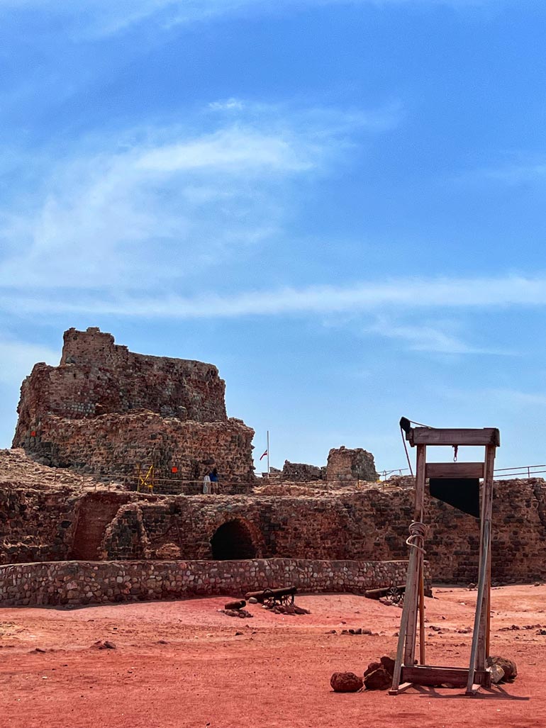 سفر به بندر کنگ