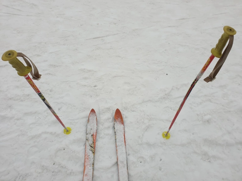 تفریحات پیست اسکی آبعلی