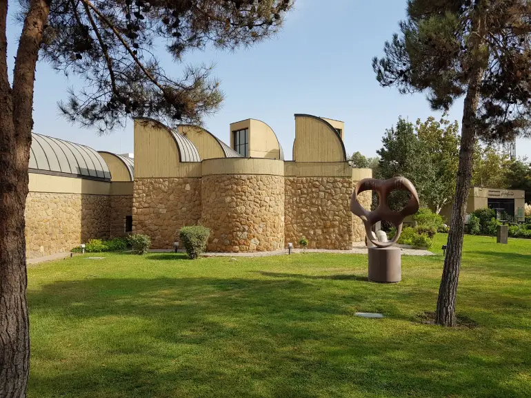 مسیر رفتن به موزه هنرهای معاصر