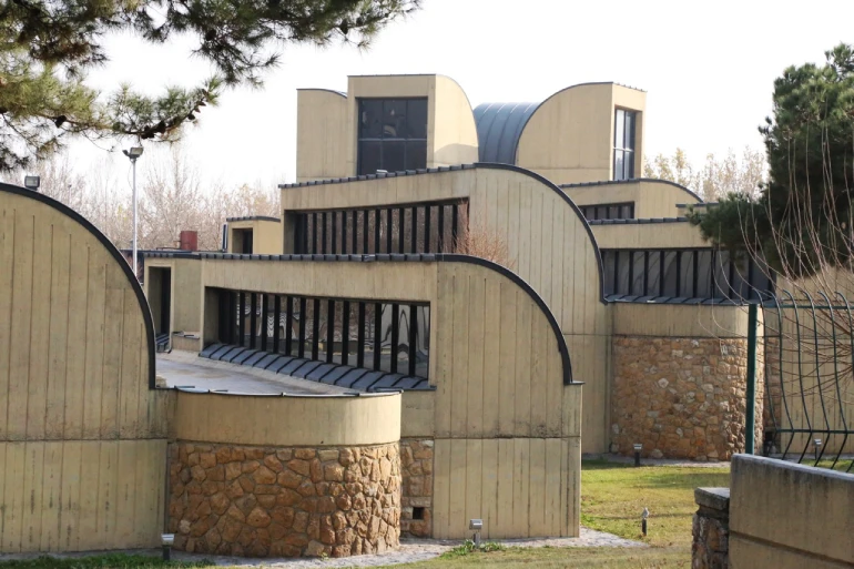 معمار موزه هنرهای معاصر