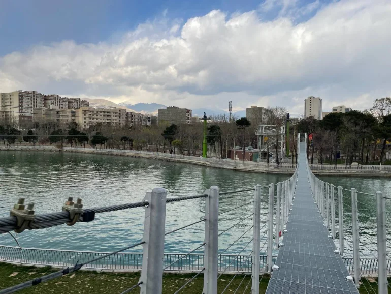 تفریحات آبی و ماهیگیری