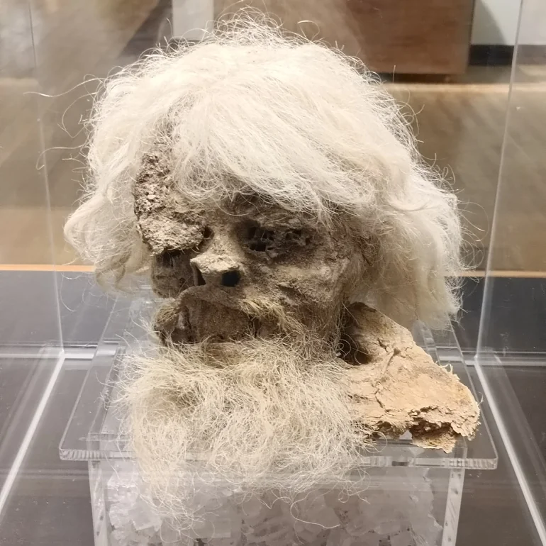 دیدنی های موزه ایران باستان