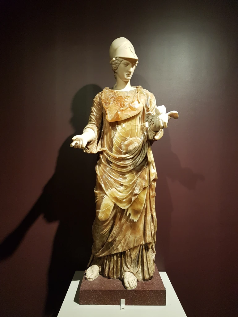 موزه ایران باستان