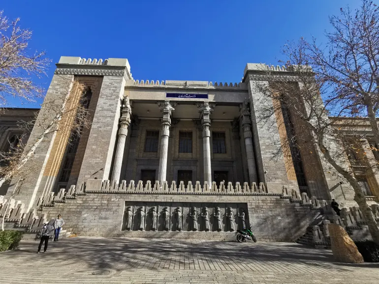 موزه ایران باستان