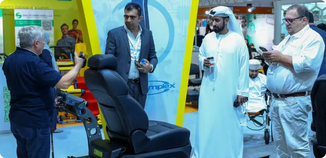 غرفه‌داران نمایشگاه توانبخشی