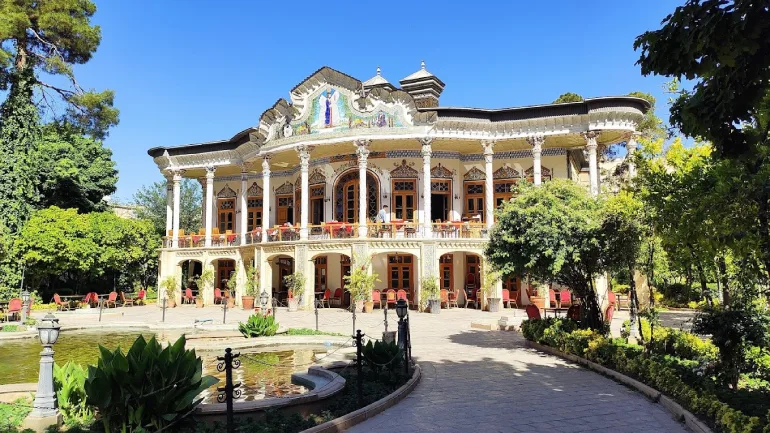 کافه معروف شیراز