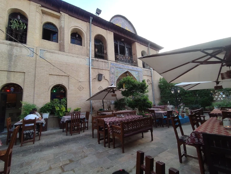 عمارت فتح الملوکی شیراز