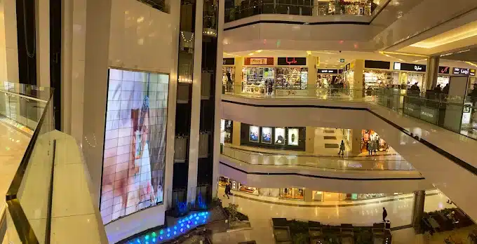 کوروش مال متنوع ترین مرکز خرید تهران