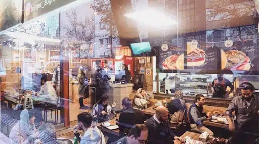 برگر زغالی تهران از فست فود های محبوب تهران